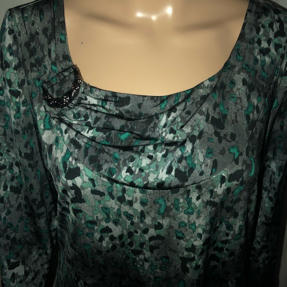 Dana Buchman Green Leopard Print Blouse - image 2